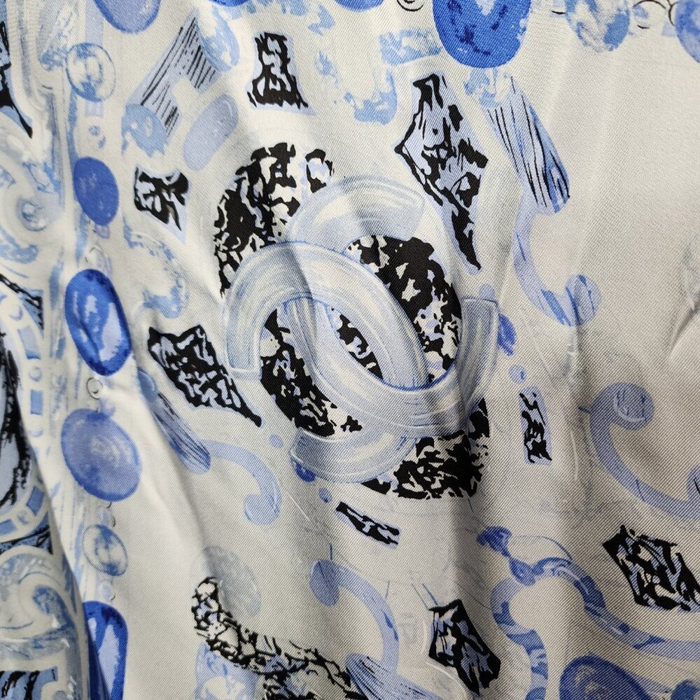 Chanel CC 100%‎ Silk Square Scarf Stole White Blue Women's Rare Italy NWT - Picture 5 of 16